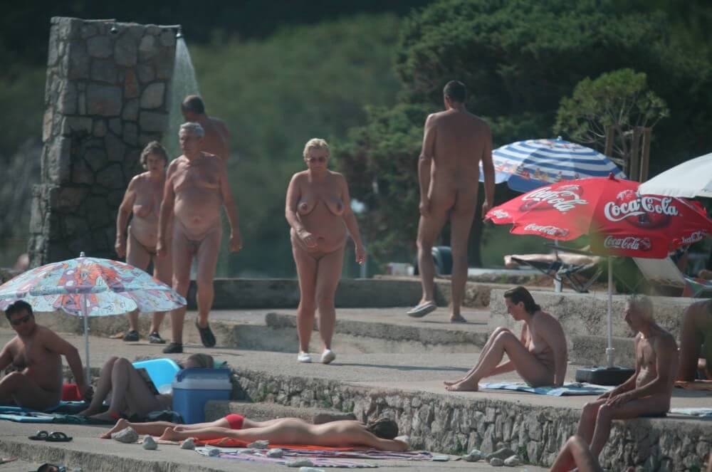 Cove Pyramid Shower Top pics - Nature fills naturists and nudists with energy and inspiration