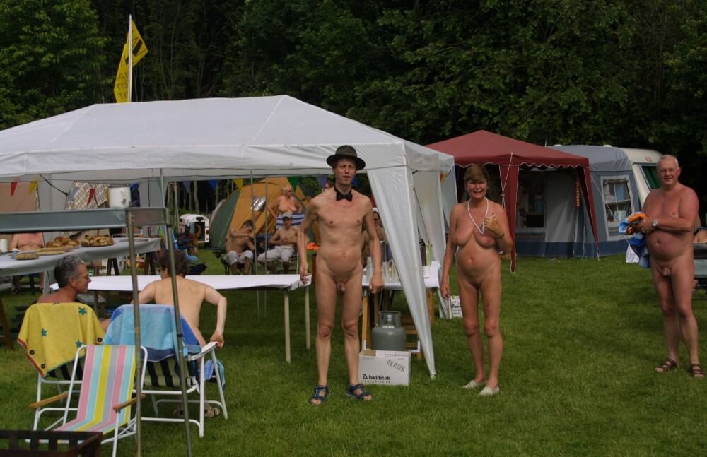 Holland Nature Home Stay pics - Living in harmony and tranquility is the goal of naturists