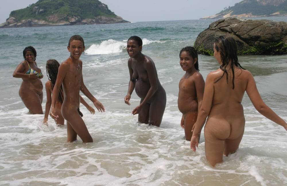 Brazils Endless Water Fun pics - Lightness and ease as the main traits of naturists