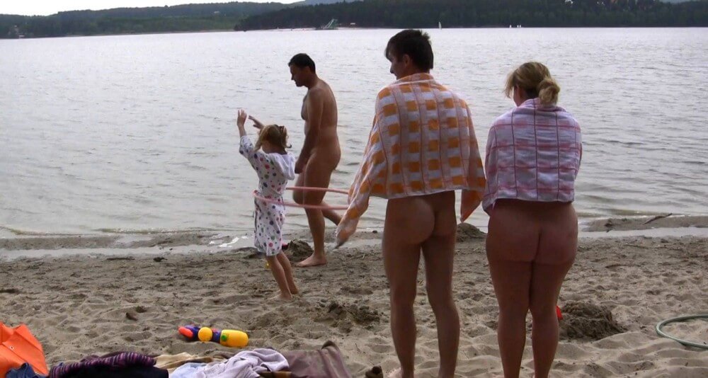 Naturist Sport Medley 1 Full HD video - In naturism, sincerity and openness toward others are valued