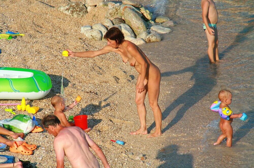 Ula Naturists Beach photo gallery - Naturists love openness and freedom