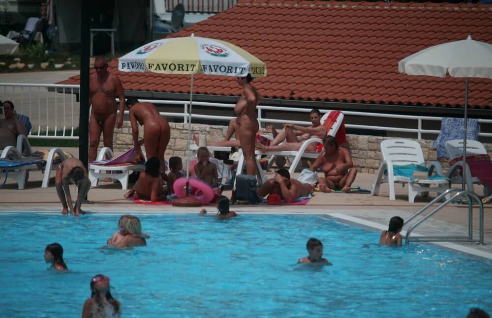 Naturist Pool Observation pics - Looking at the sun and my own naked body