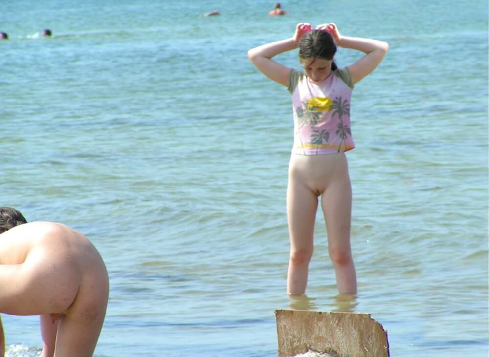 Crazy dirty girls - Home naturism in all its glory