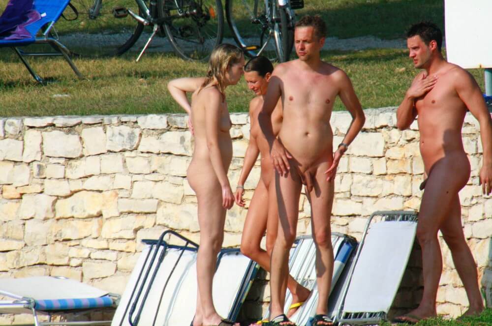 Ula FKK Couples Profile pics - Nudism has been around for a very long time