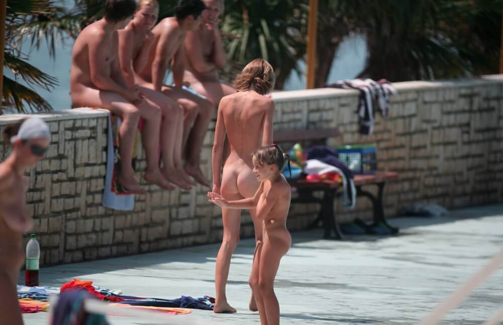 Ledge Group Naturists pics - Nudity in naturism is not usually an end in itself