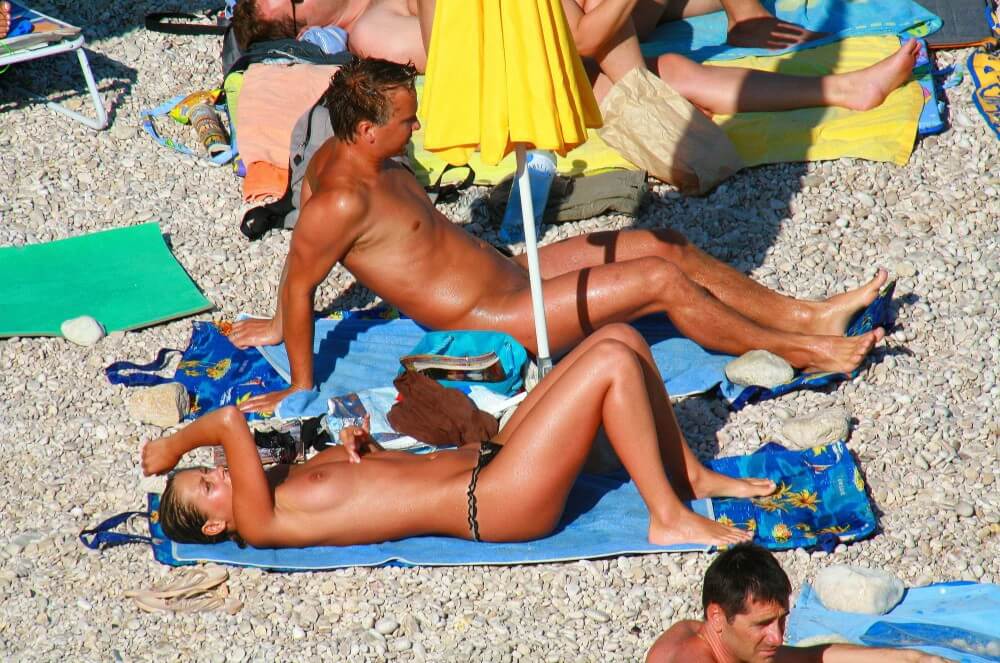 Ula FKK Bikini Couples Day pics - Nudists relax beautifully—a sight to behold
