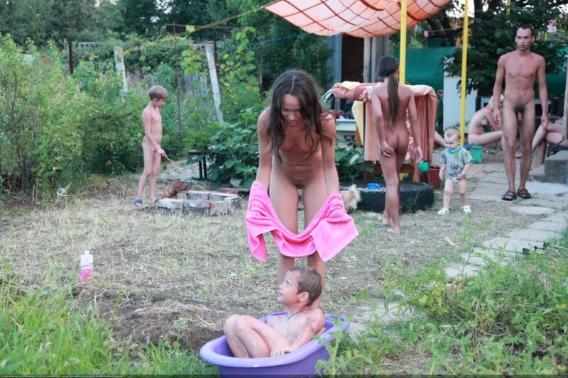 Green barrel of fun-grassy fields of gold photos - Radical nudism materials
