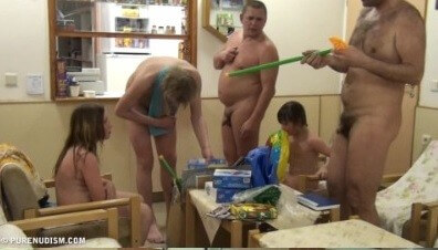 Pool jacuzzi and paints Full HD - The idea of freedom and self-acceptance, as embodied by Adam and Eve, is important