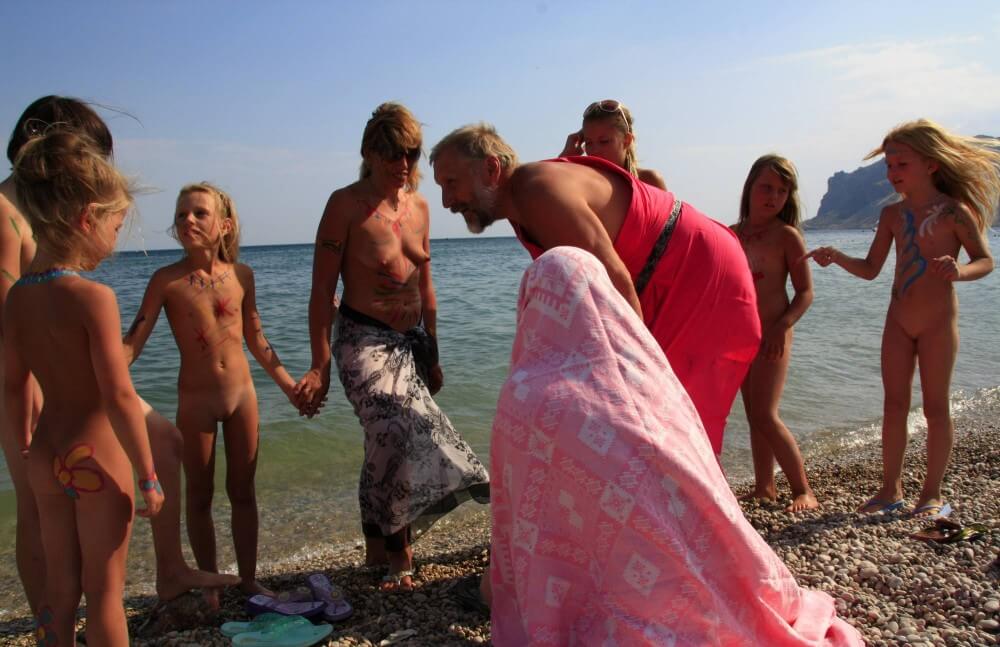 Water Drying Off pics - Naturism is connected to self-love and love of nature