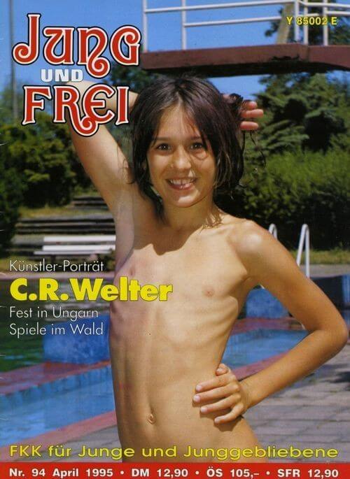 Jung und Frei Nr 94 - Nudity helps you understand yourself and the people around you better