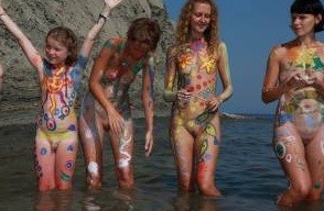 A Mediterranean Crag photos - Striving for tolerance and respect is the code of conduct among nudists