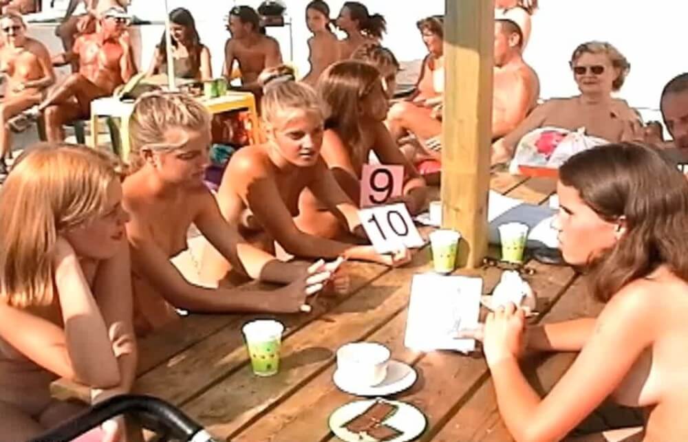 Miss Teen JR. Pageants # 18 video Sunat Natplus HD - Are required to remain naked at all times